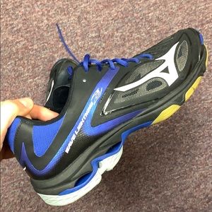 Mizuno Wave Lightning Z3 Volleyball Shoes